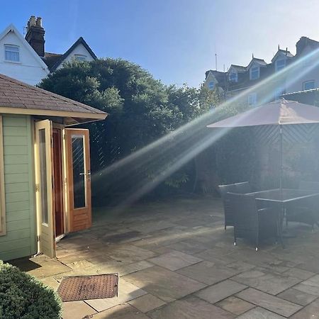 Sohot Stays-Garden Apt-Free Parking Ground Flr ブロードステアーズ エクステリア 写真